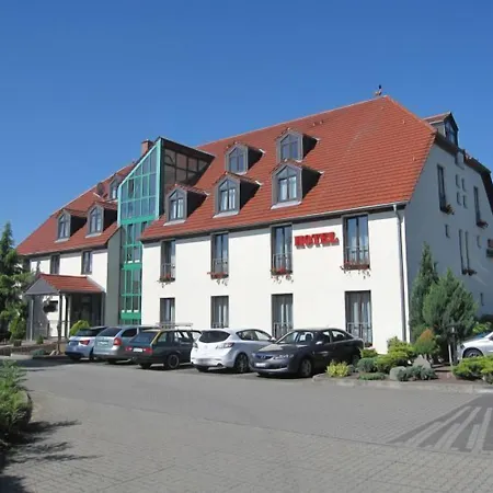 3 Linden Hotel 3*