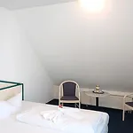 Hotel 3 Linden