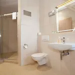 Hotel 3 Linden 3*