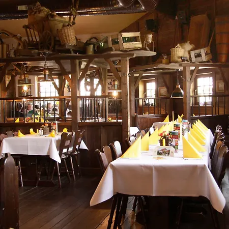 3 Linden Hotel Lipsko
