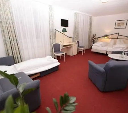 Hotel 3 Linden 3*