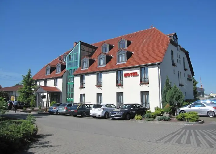 3 Linden מלון 3*